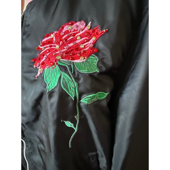 ban.do Rose Satin Bomber Jacket Size XL - Picture 3 of 8